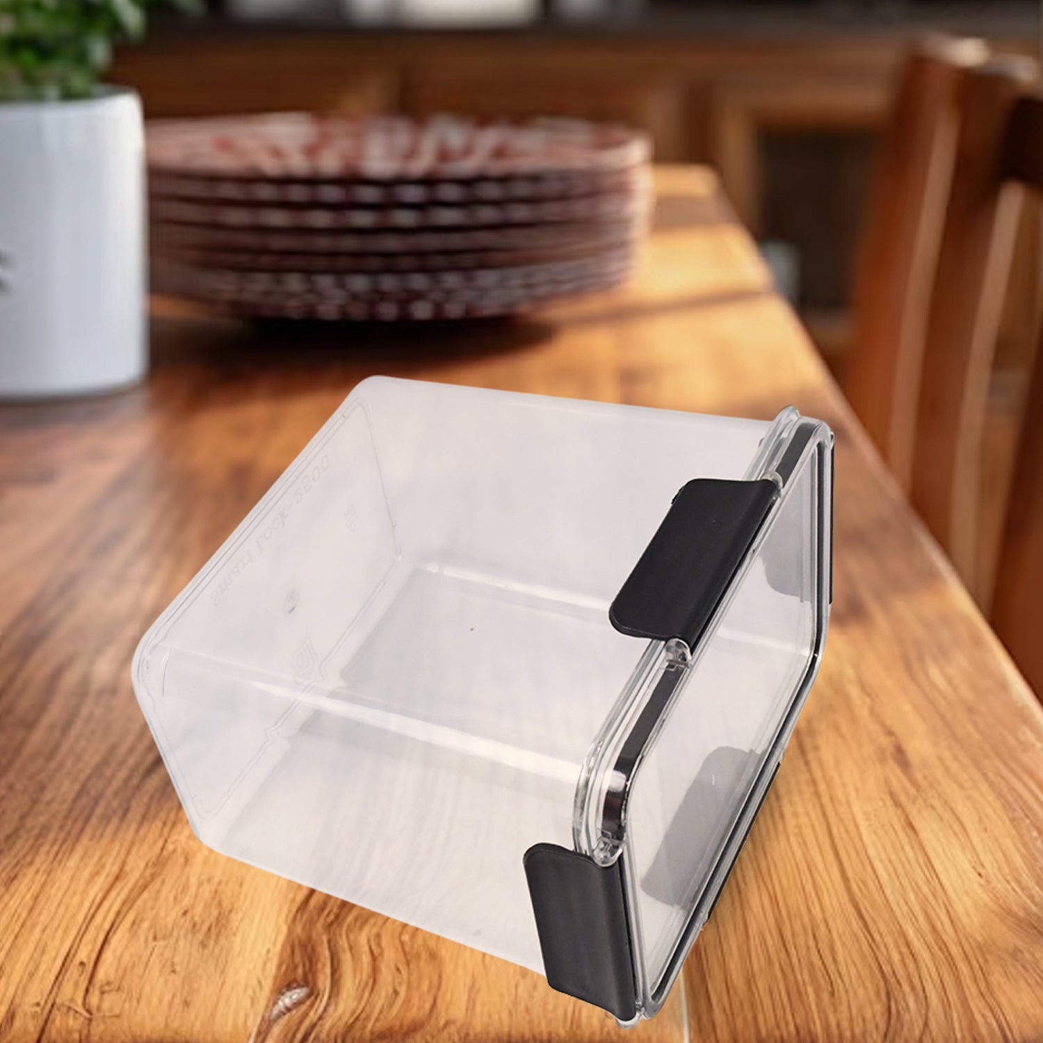 Food Storage Container Airtight Plastic Container with Easy Snap Lids (2500ml / 1 Pc) Food Storage Container Airtight Plastic Container with Easy Snap Lids (2500ml / 1 Pc)